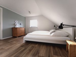 Schlafzimmer oben 1.1