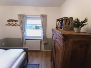 Schlafzimmer unten 1.3